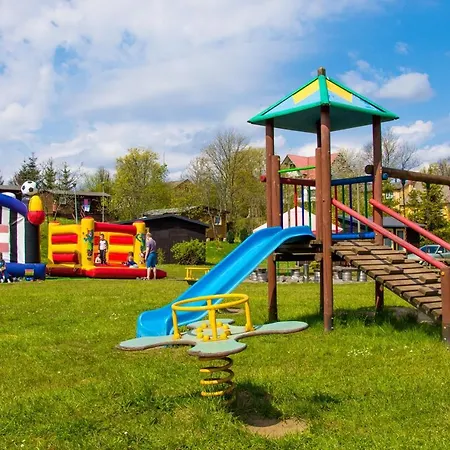 - Mala Szwajcaria Camping *